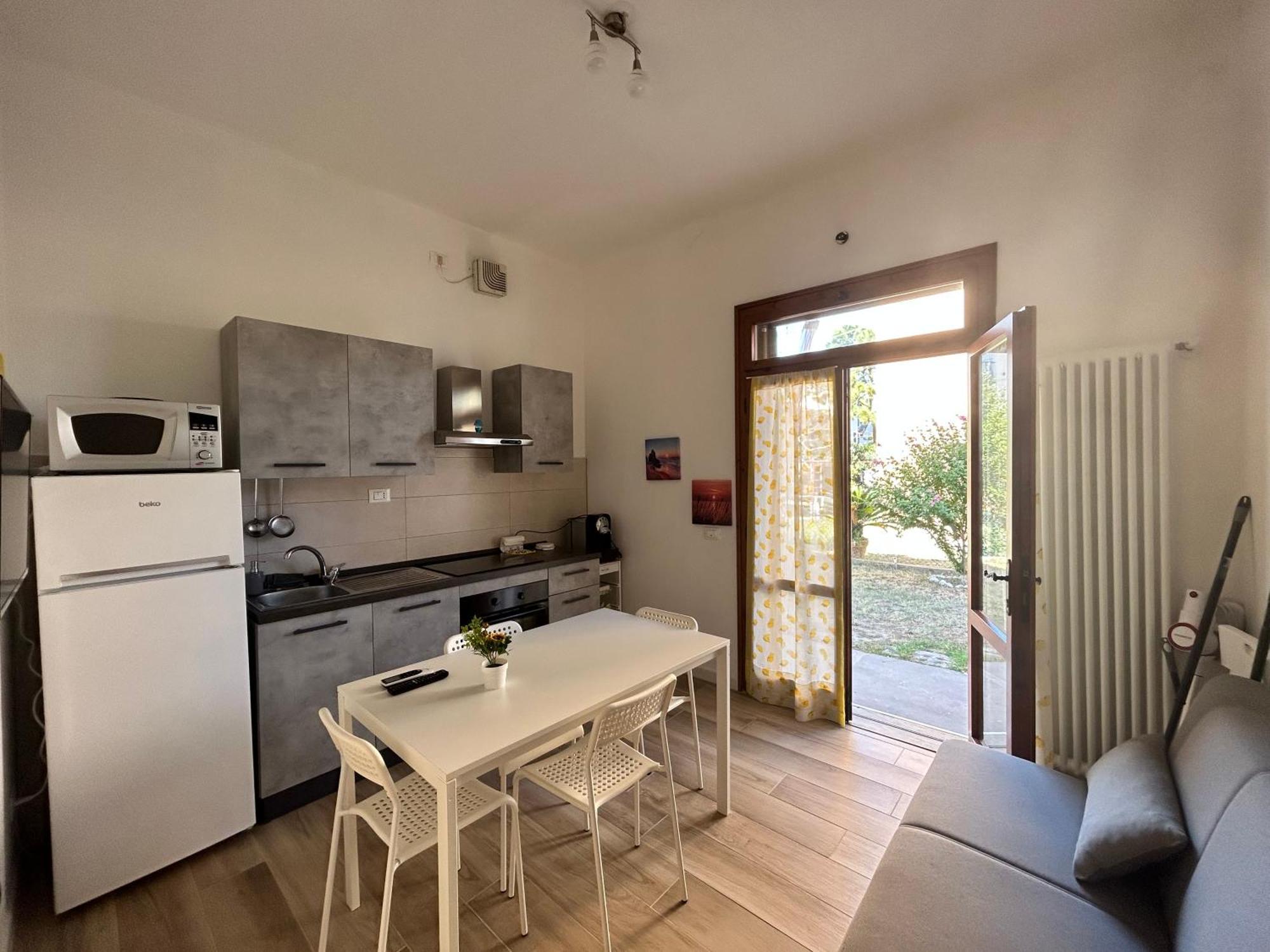 Sunflowers House * Punta Marina