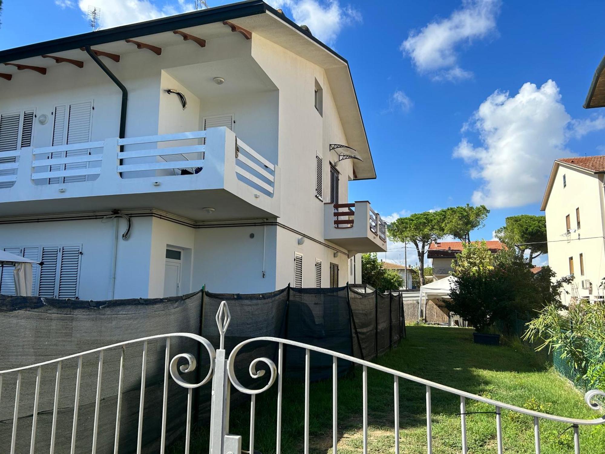 Sunflowers House Holiday home Punta Marina